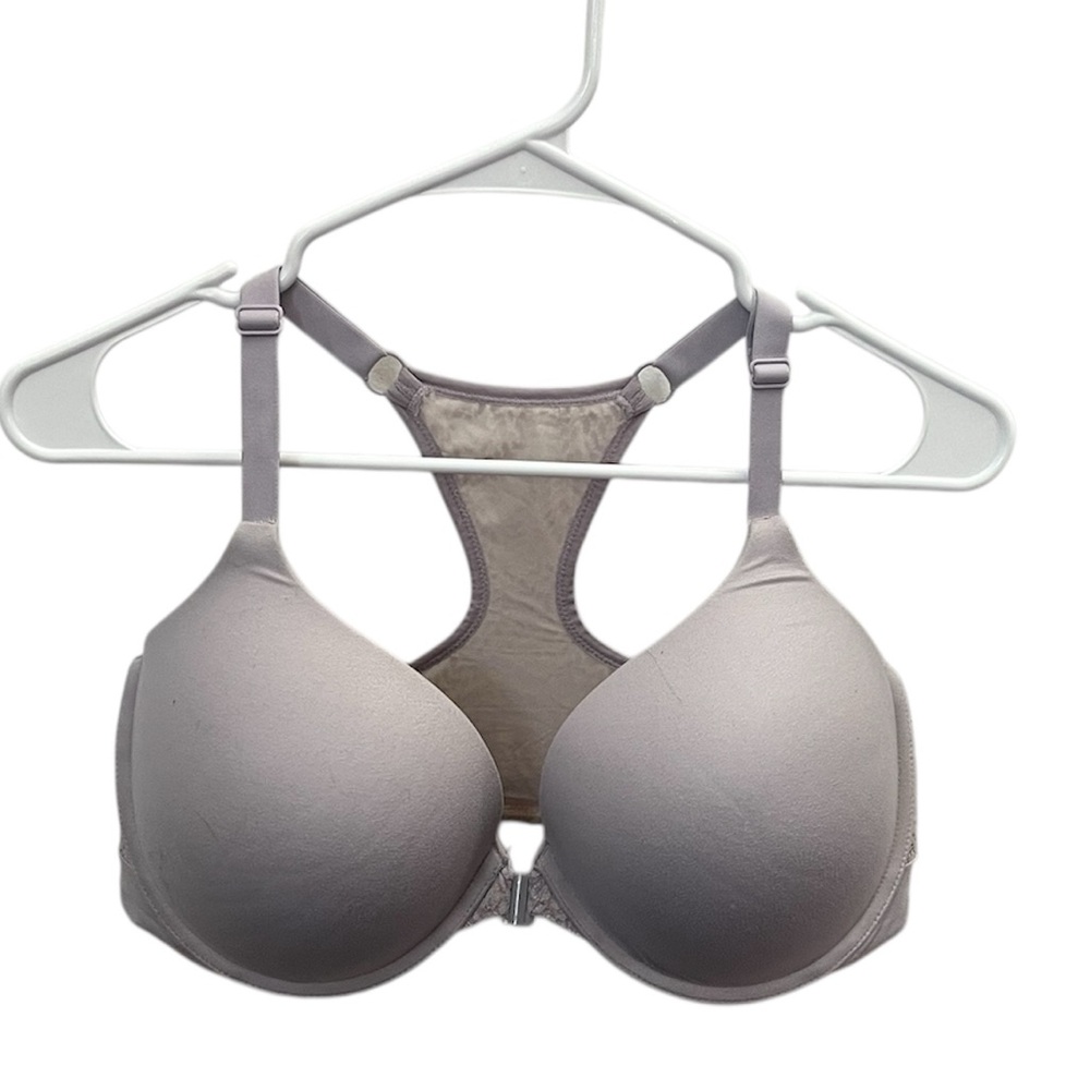 Victoria’s Secret Body by Victoria Front Close Racerback Size 38DDD